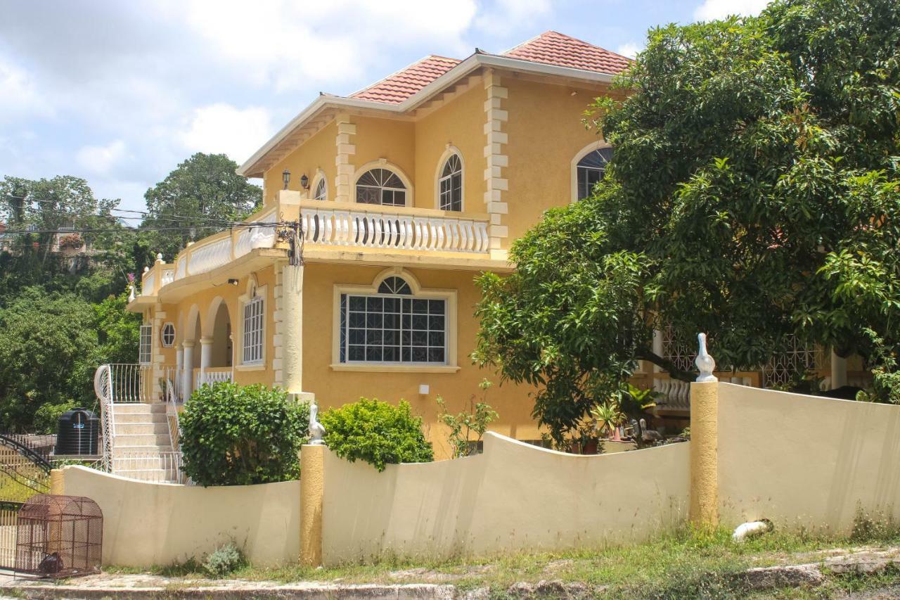 ERICSON STUDIO PORTO BELLO MONTEGO BAY, JAMAICA COMPARE RATES